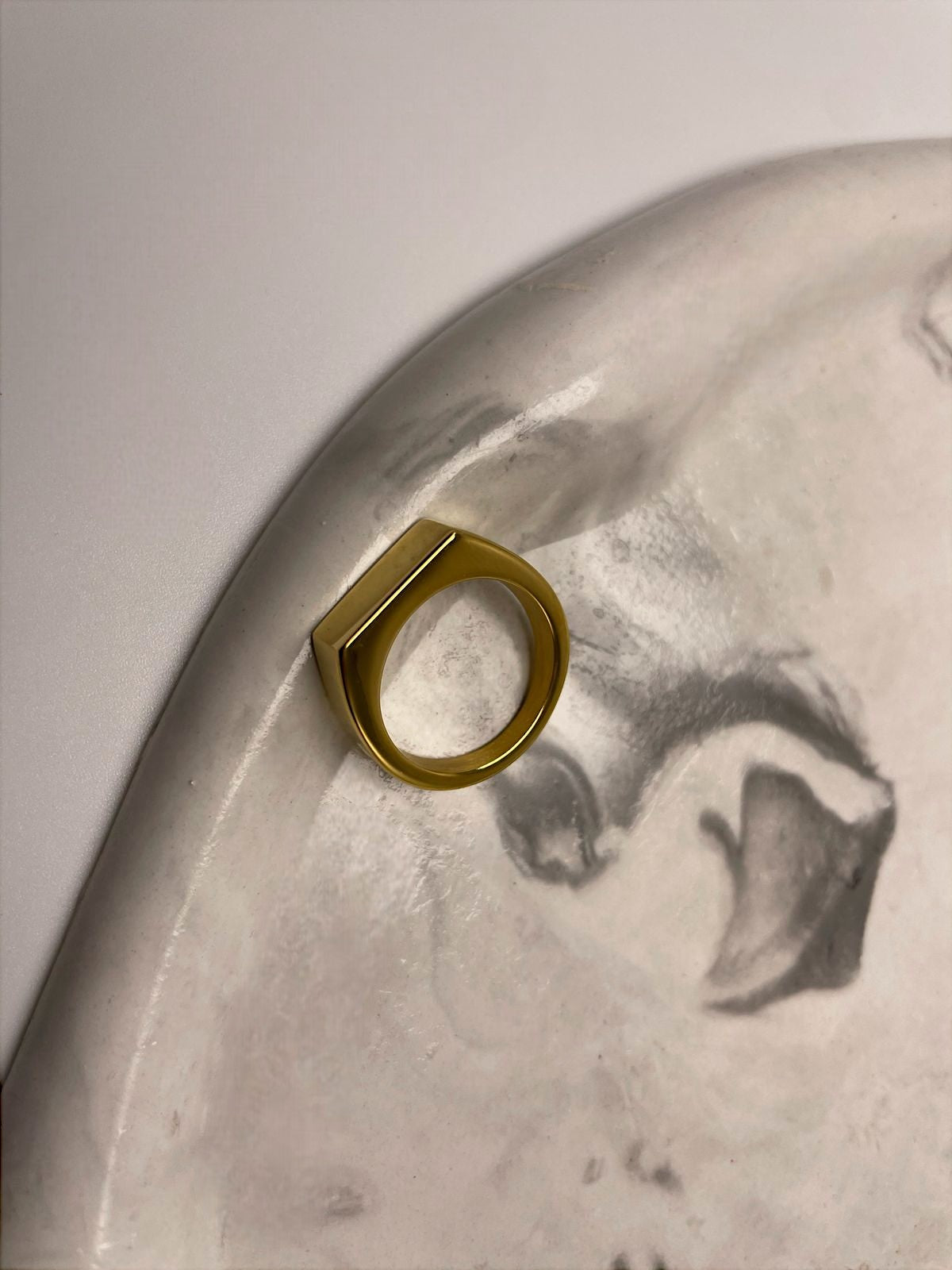 Signet Ring (Gold)